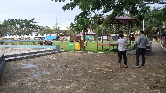 Dikeluhkan Pedagang, Taman Bersemi Dinilai Perlu Penambahan Fasilitas