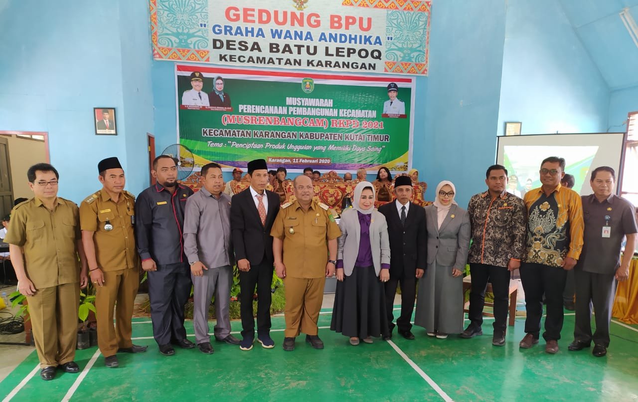 Dua Pj Kades Karangan Dikukuhkan