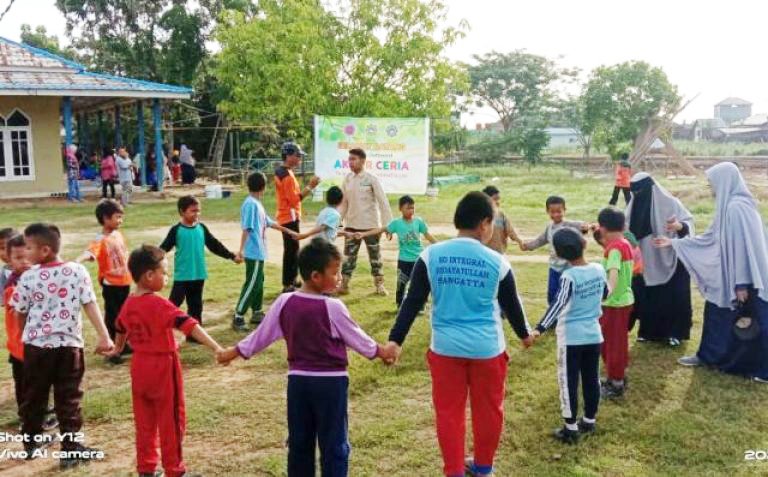 Sekolah Hidayatullah Sangatta Edukasi Siswa Lewat Outbond