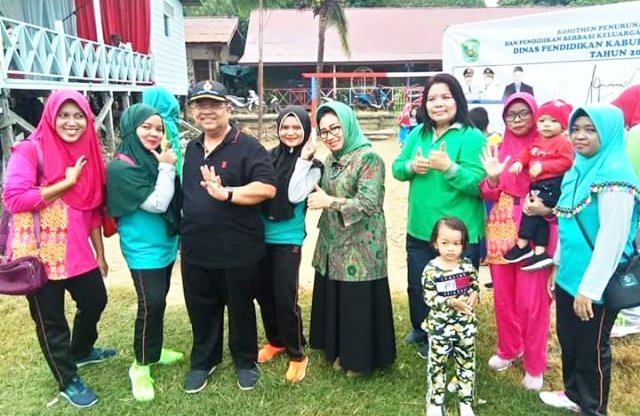 Disdik Kutim Launching Gerimis di Muara Bengkal