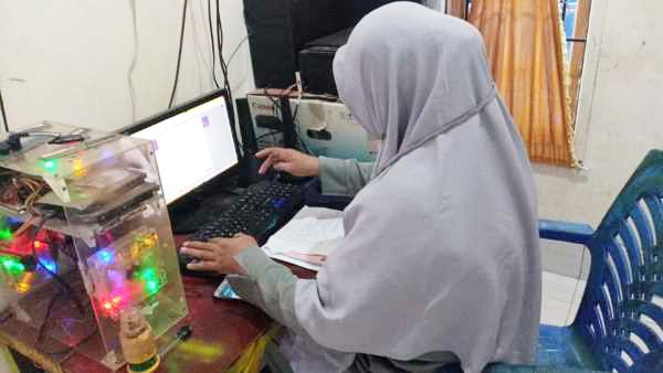 Perjuangan Guru di Kutim Hadapi Covid-19