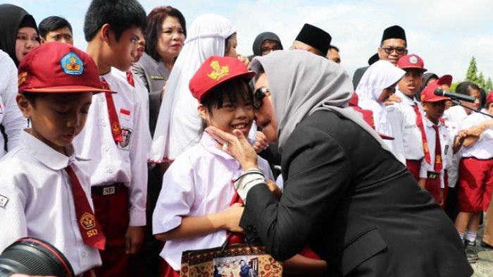 Bunda Paud Kutim Ucapkan Selamat Hari Pendidikan Nasional