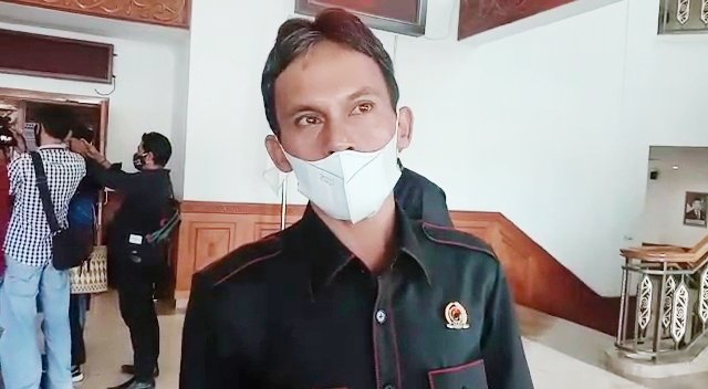 Reses Yuli Sa’Pang, Soroti Masalah Air Bersih dan Infrastruktur