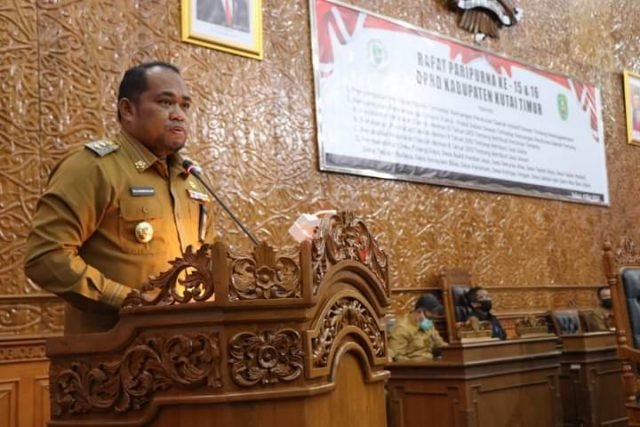 Wabup Kutim Sampaikan Pendapat Bupati Terhadap Raperda Inisiatif Dewan Tentang Ketenagakerjaan