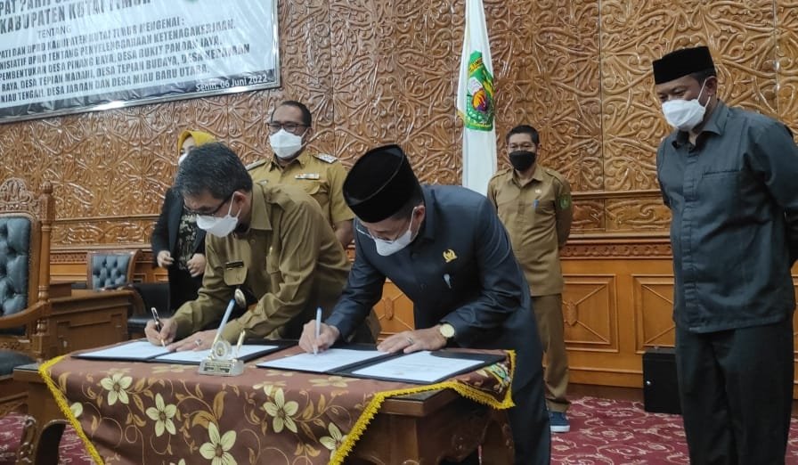 DPRD dan Pemkab Kutim Setujui Perda Ketenagakerjaan dan Pembentukan Sebelas Desa