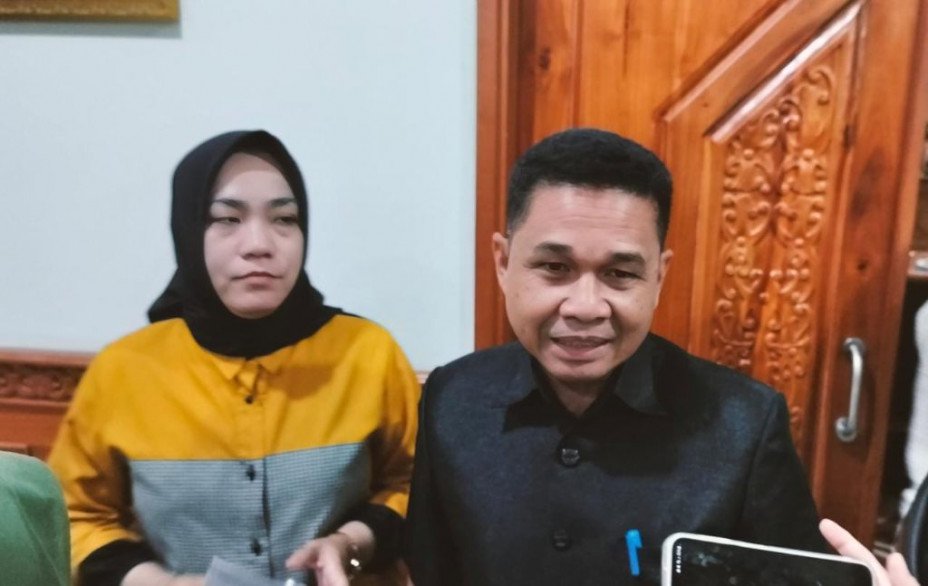 Ketua DPRD Kutim Joni, Targetkan 4 Raperda Rampung Januari 2024 Mendatang 